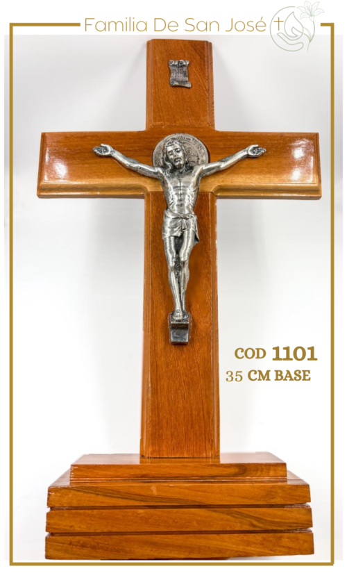 1101 Cristo San Benito madera base 35cm