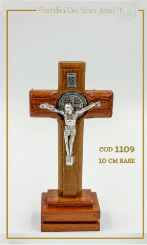 1109 Cristo San Benito madera base 10cm