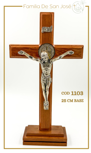 1103 Cristo San Benito madera base 25cm